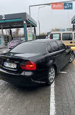 Седан BMW 3 Series 2006 в Полонному