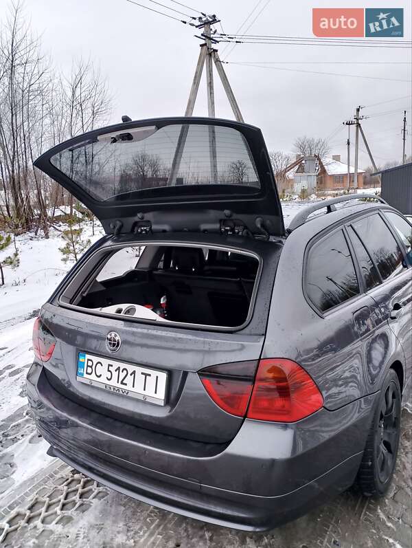 Універсал BMW 3 Series 2005 в Винниках