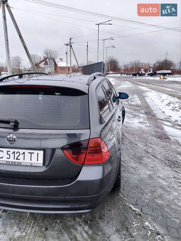 Універсал BMW 3 Series 2005 в Винниках