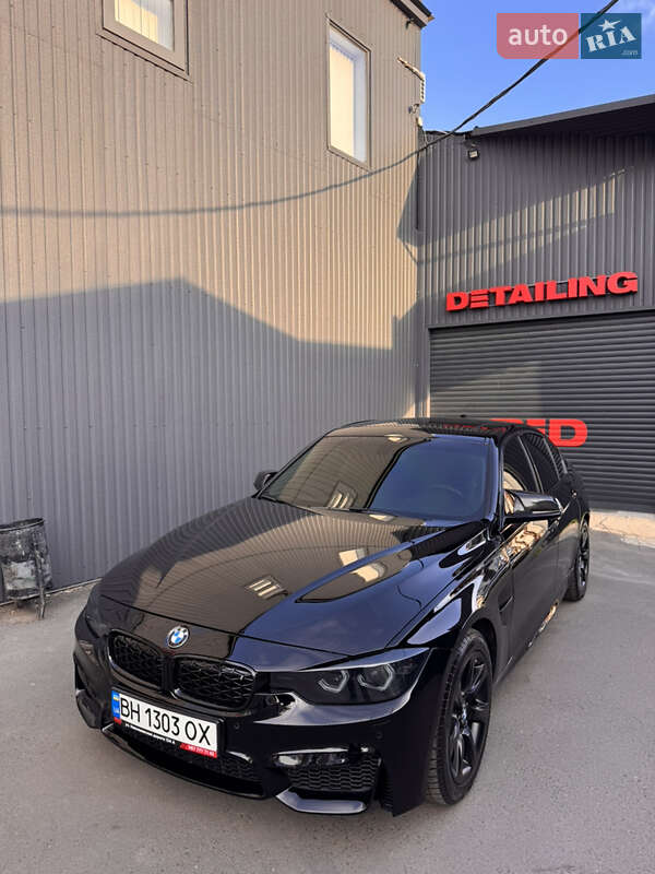 Седан BMW 3 Series 2015 в Одесі