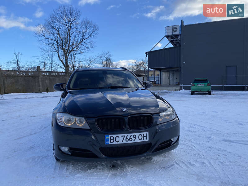 Универсал BMW 3 Series 2011 в 