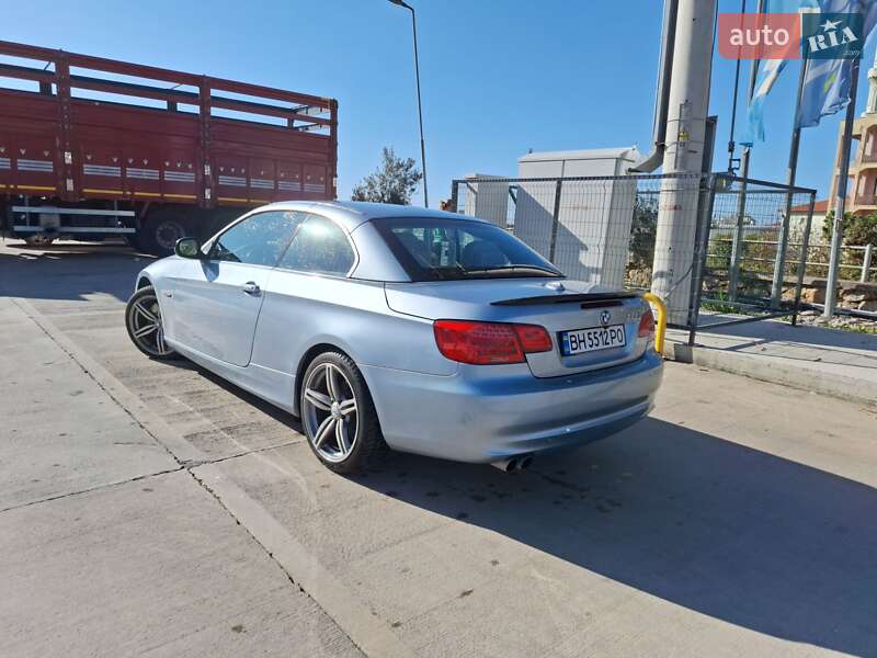 Кабриолет BMW 3 Series 2010 в Южном фото 11 Кабриолет BMW 3 Series 2010 в Южном