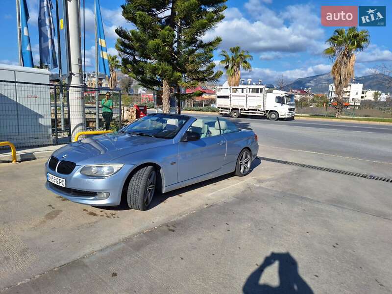 Кабриолет BMW 3 Series 2010 в Южном фото 14 Кабриолет BMW 3 Series 2010 в Южном