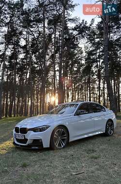 Седан BMW 3 Series 2016 в Сумах