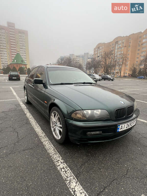 Седан BMW 3 Series 2000 в Броварах