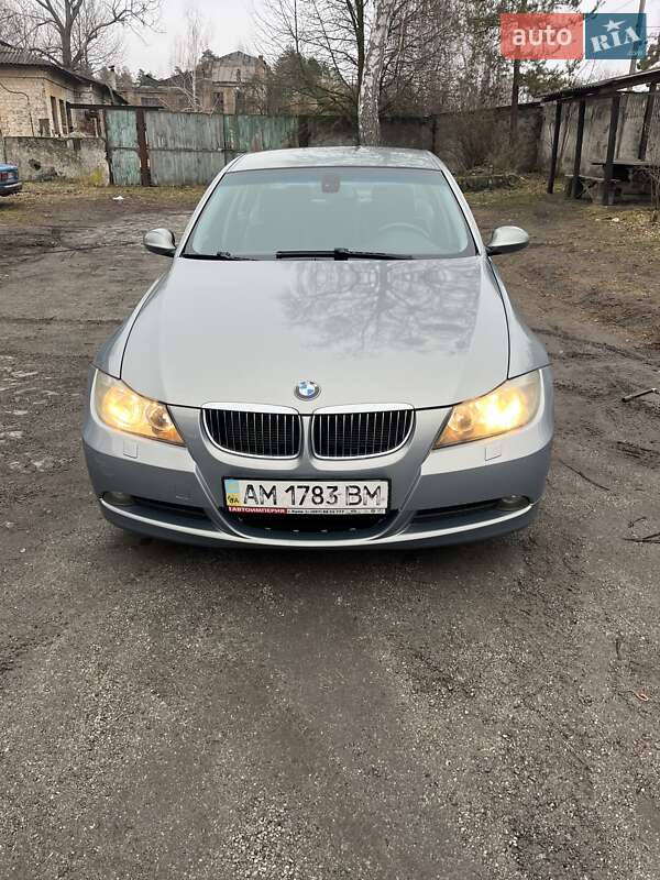 Седан BMW 3 Series 2005 в Житомирі