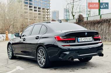 Седан BMW 3 Series 2022 в Дніпрі