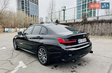 Седан BMW 3 Series 2022 в Дніпрі