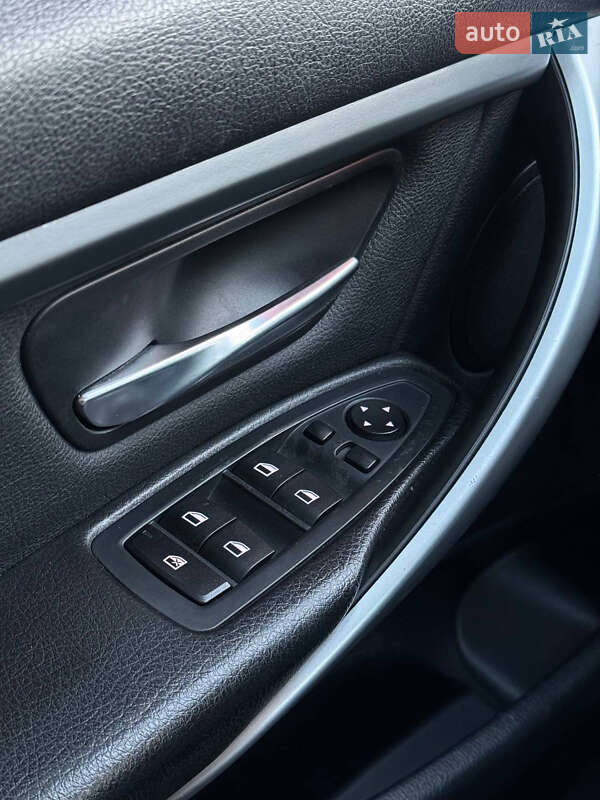 Седан BMW 3 Series 2012 в Житомире