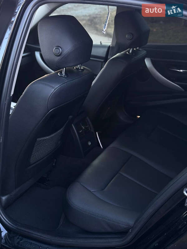 Седан BMW 3 Series 2012 в Житомире