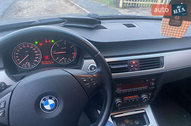 Седан BMW 3 Series 2008 в Стрые