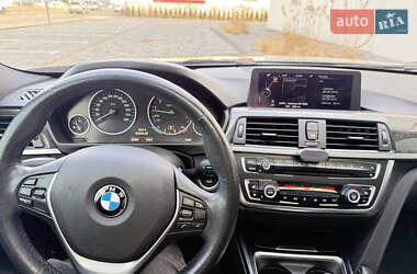 Седан BMW 3 Series 2015 в Луцьку