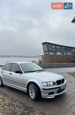 Седан BMW 3 Series 2004 в Киеве