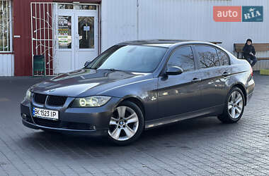 Седан BMW 3 Series 2006 в Ровно