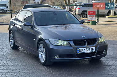 Седан BMW 3 Series 2006 в Ровно