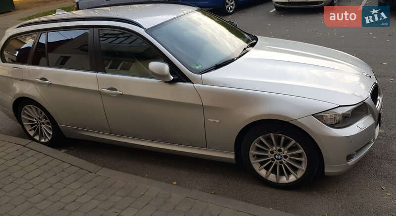 Универсал BMW 3 Series 2010 в Луцке фото 4 Универсал BMW 3 Series 2010 в Луцке