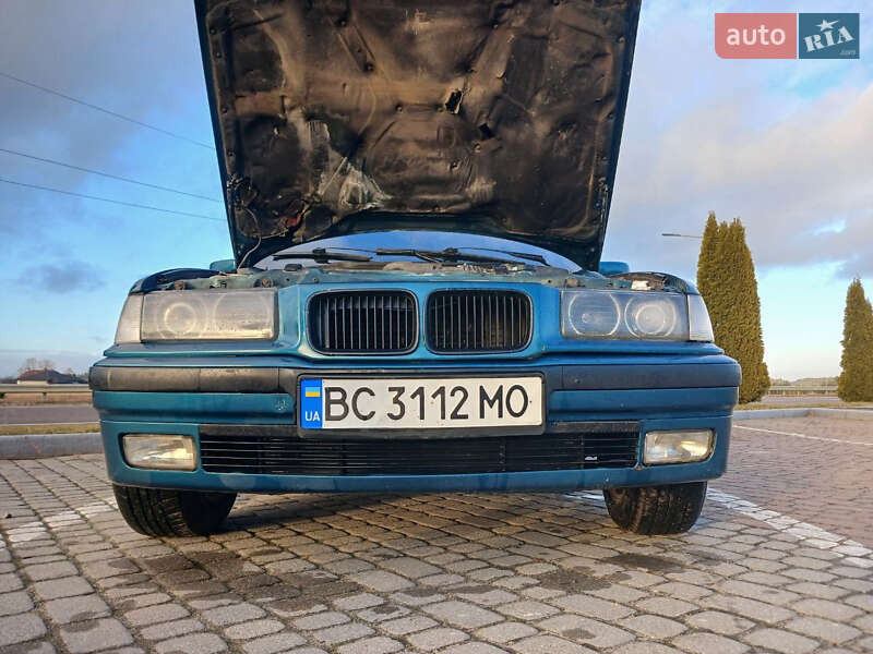 Седан BMW 3 Series 1995 в Яворове