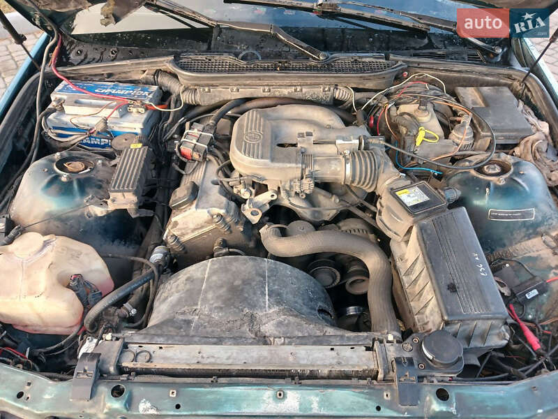 Седан BMW 3 Series 1995 в Яворове