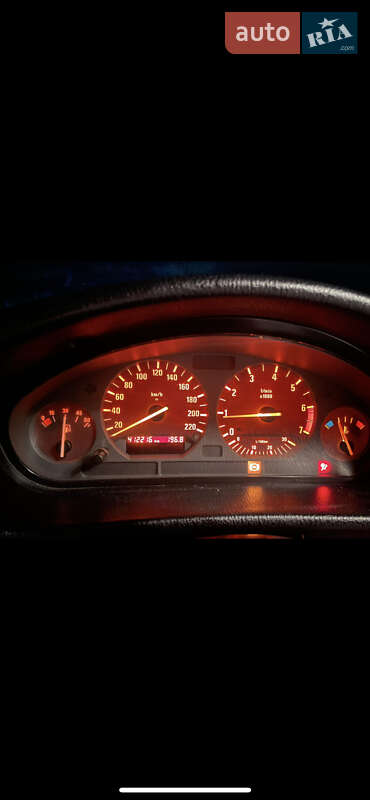 Седан BMW 3 Series 1995 в Яворове