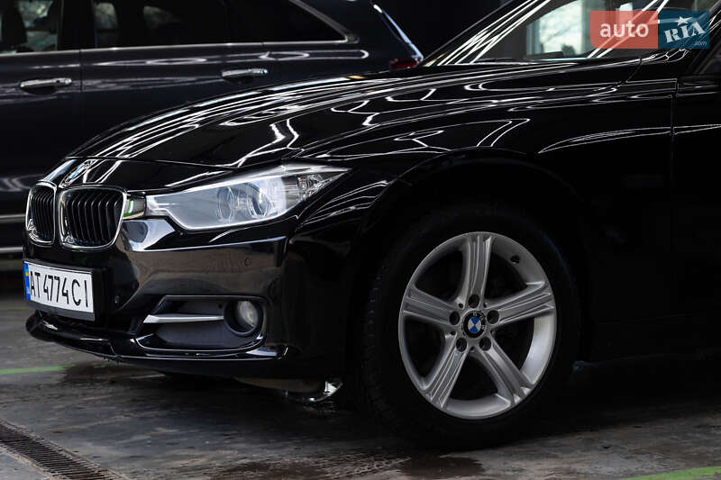 Седан BMW 3 Series 2016 в Ивано-Франковске