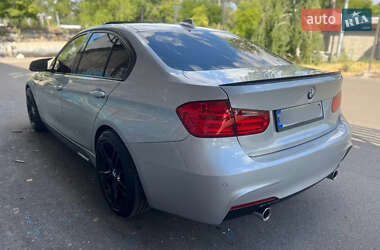 Седан BMW 3 Series 2013 в 