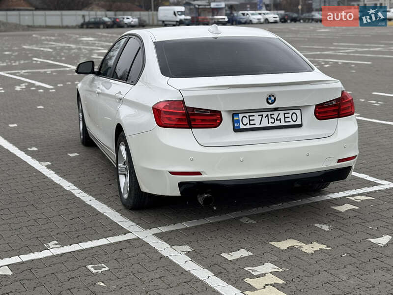 Седан BMW 3 Series 2013 в Чернівцях