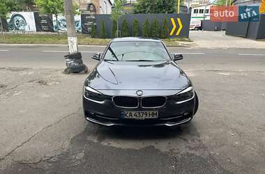 Седан BMW 3 Series 2017 в Киеве