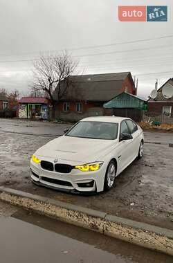 Седан BMW 3 Series 2016 в Харкові