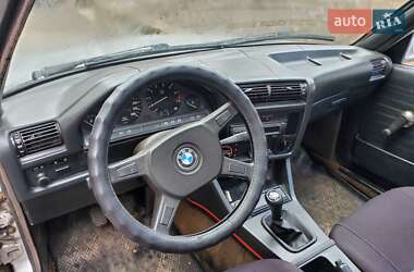 Седан BMW 3 Series 1987 в 