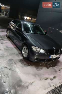 Седан BMW 3 Series 2005 в Жовтих Водах