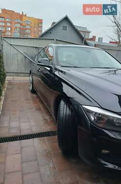Седан BMW 3 Series 2014 в 