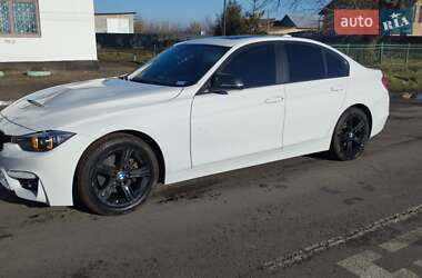 Седан BMW 3 Series 2015 в Великих Мостах