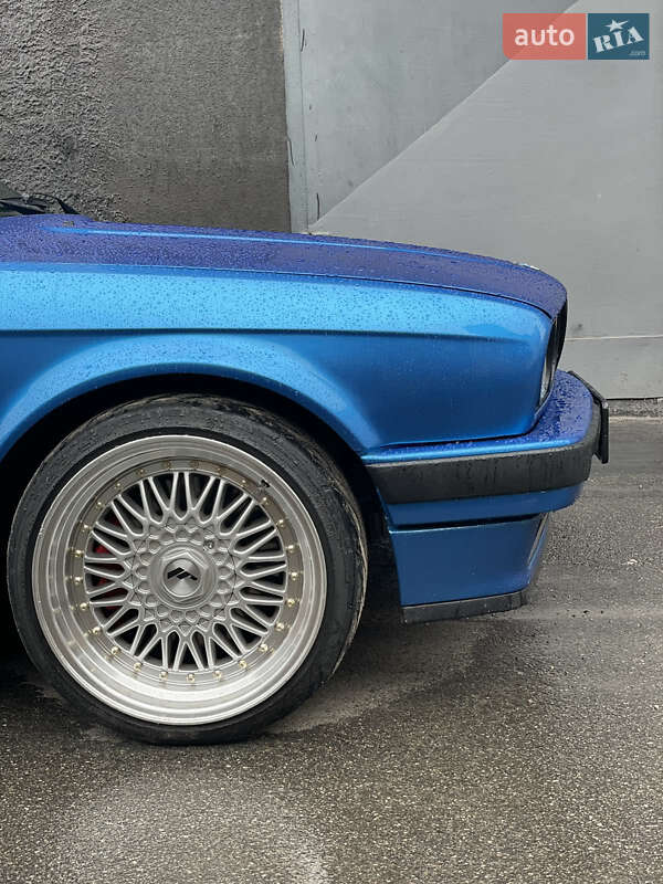 Кабриолет BMW 3 Series 1991 в Киеве