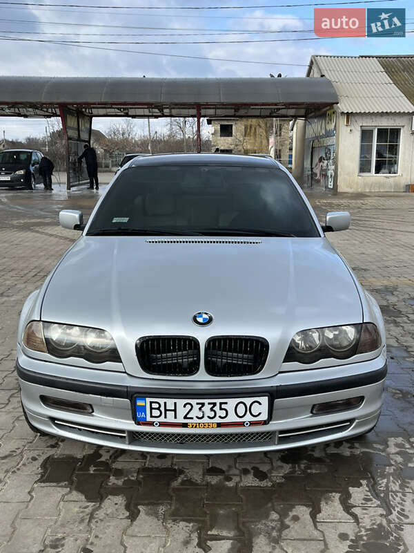 Седан BMW 3 Series 2000 в Одессе