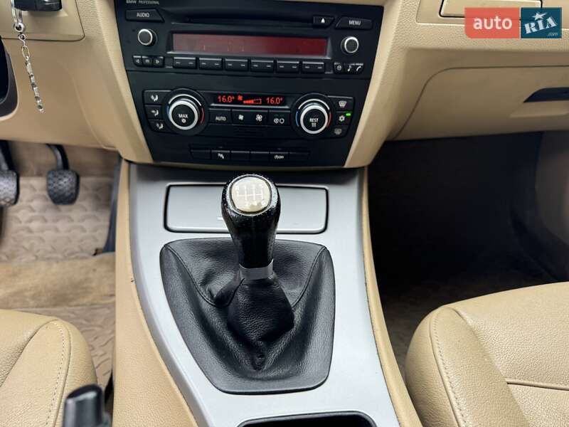 Универсал BMW 3 Series 2008 в Долине фото 40 Универсал BMW 3 Series 2008 в Долине