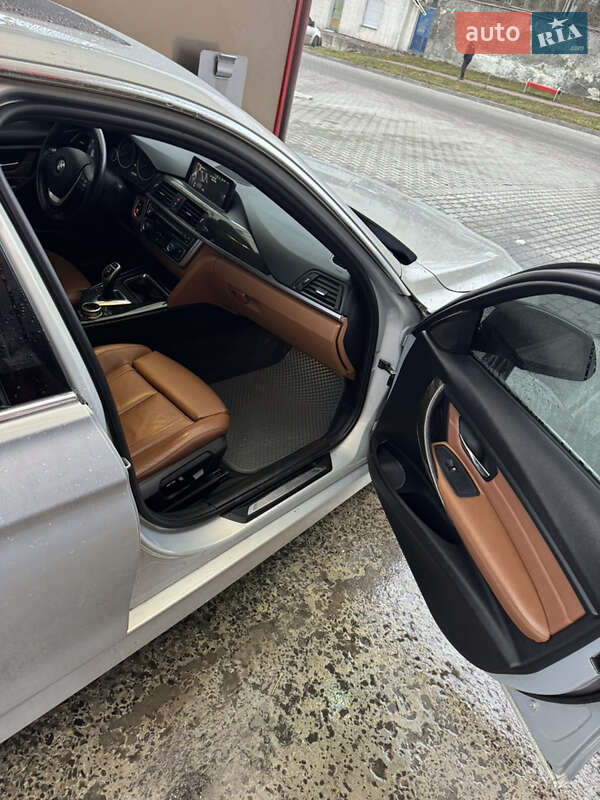 Седан BMW 3 Series 2014 в Львове