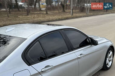 Седан BMW 3 Series 2012 в Львові