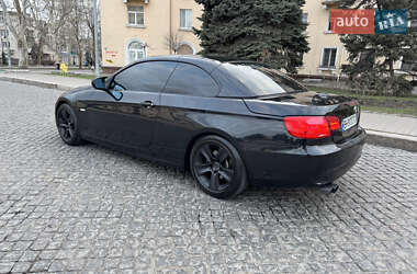 Кабриолет BMW 3 Series 2011 в Черноморске