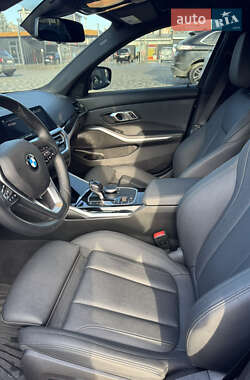 Седан BMW 3 Series 2021 в 