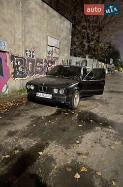 Седан BMW 3 Series 1988 в Киеве