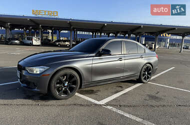 Седан BMW 3 Series 2013 в Киеве