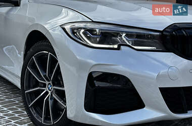 Седан BMW 3 Series 2019 в Львові