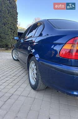 Седан BMW 3 Series 2004 в 