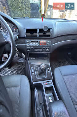 Седан BMW 3 Series 2004 в 