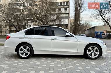 Седан BMW 3 Series 2015 в 