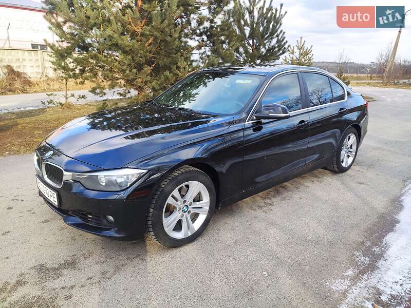 Седан BMW 3 Series 2015 в 