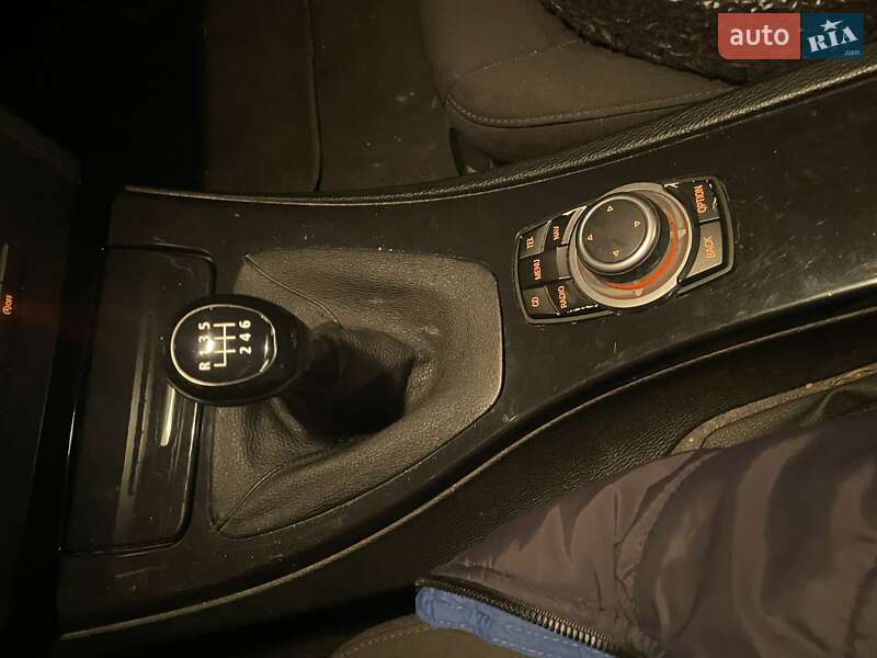Универсал BMW 3 Series 2009 в Киеве фото 6 Универсал BMW 3 Series 2009 в Киеве