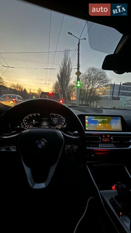 Седан BMW 3 Series 2019 в Запорожье