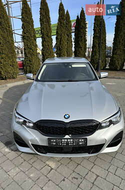Седан BMW 3 Series 2021 в 