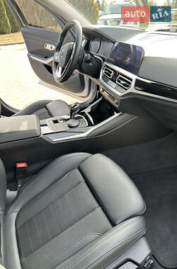 Седан BMW 3 Series 2021 в 
